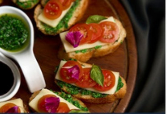 Caprese tapas